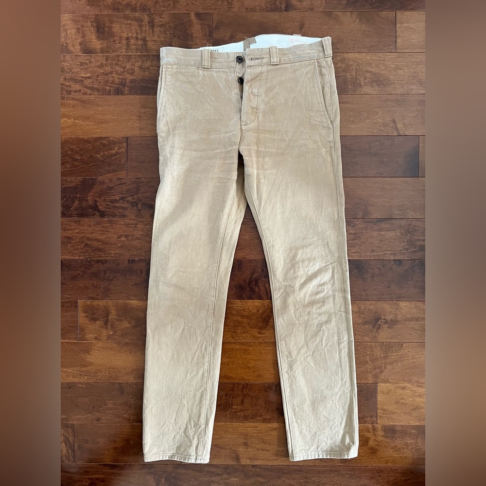 Wallace & Barnes Selvedge Officer’s chino